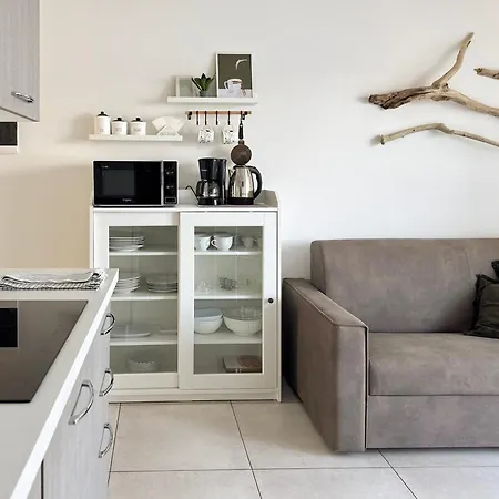 Aquavista - Panoramic Lakefront Penthouses With Pool Apartman *