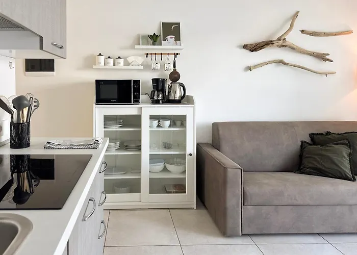 Aquavista - Panoramic Lakefront Penthouses With Pool アパート *