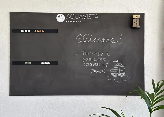 Aquavista - Panoramic Lakefront Penthouses With Pool カステッレット・ソプラ・ティチーノ